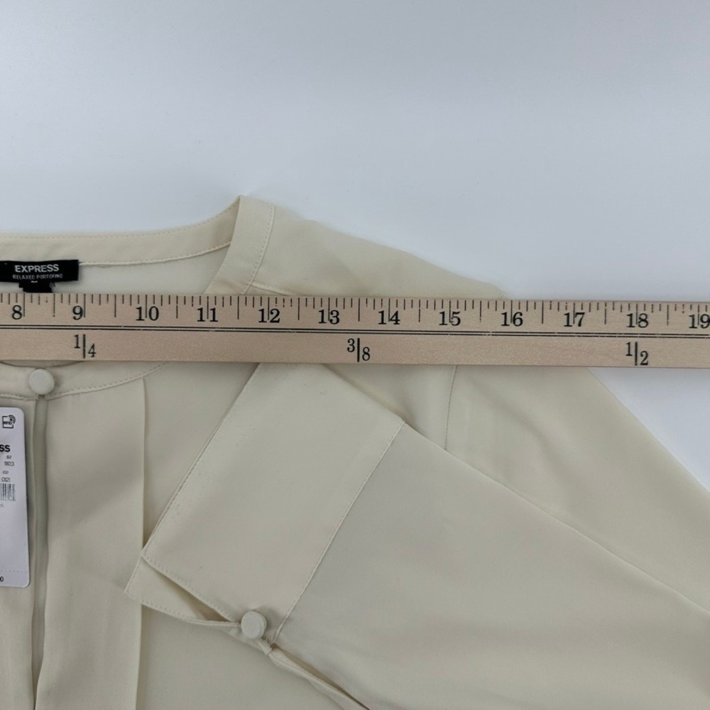 Express Relaxed Portofino Womens Med Cream Pleated Button Blouse NEW W/ TAG! - Picture 7 of 10